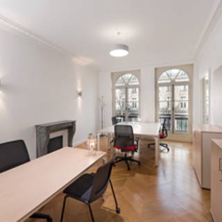 Bureau privé 23 m² 5 postes Coworking Place de l'Opéra Paris 75009 - photo 1